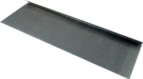 Abschirmblech aus Metall mit gebogener Kante, geeignet für elektrische Anwendungen. Produkt von Wolf, zur Reduzierung elektromagnetischer Störungen.